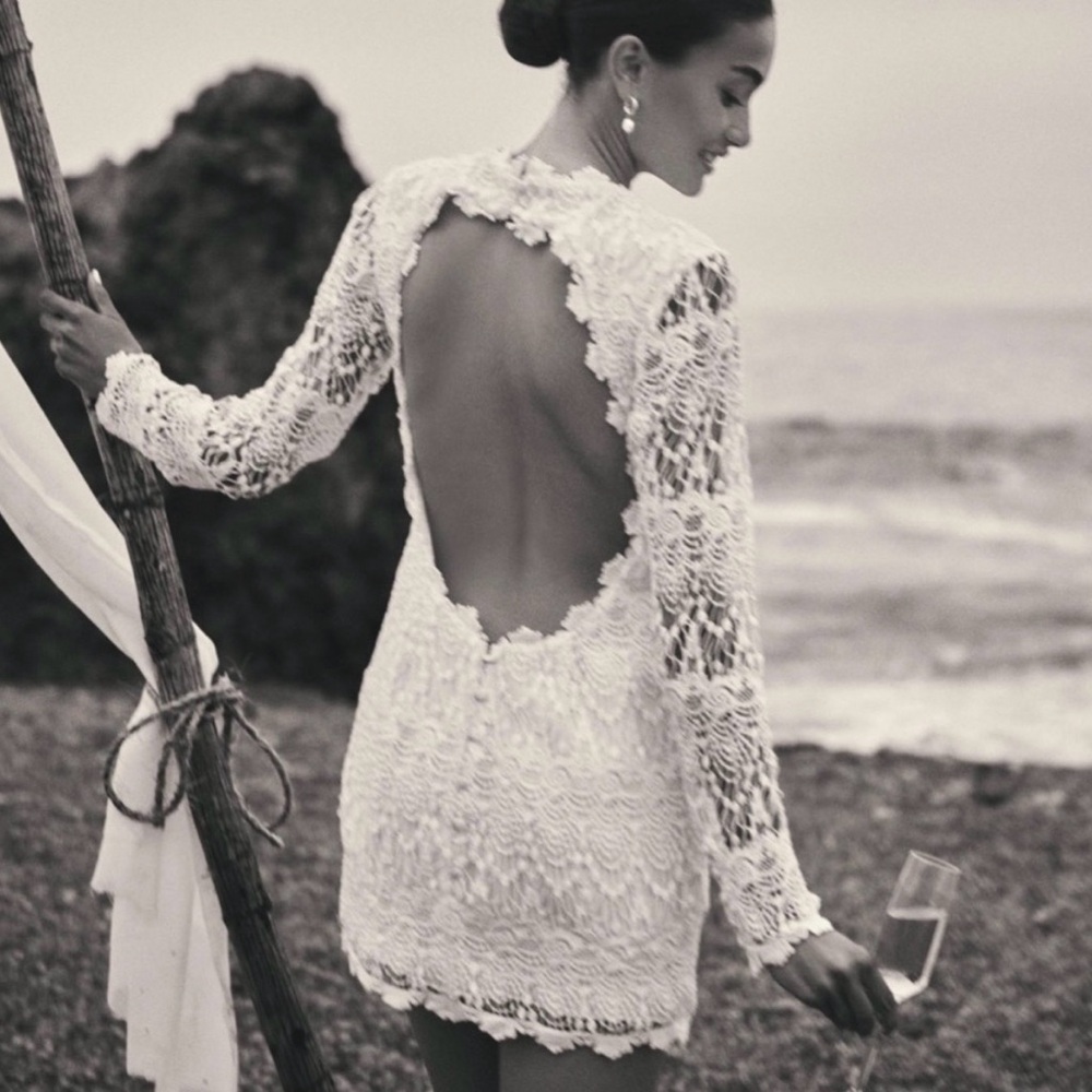 Elegant White Lace Open-Back Dress